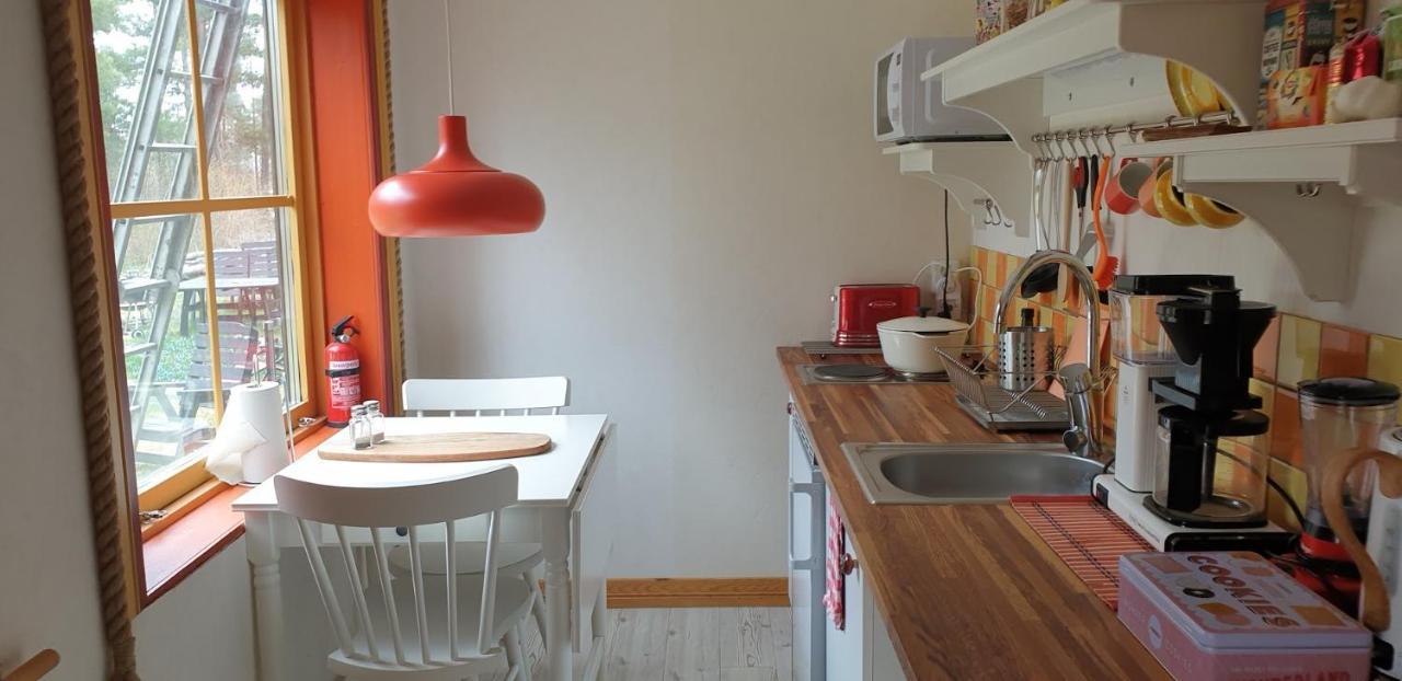Bålsta Woodstock B & B Studios المظهر الخارجي الصورة